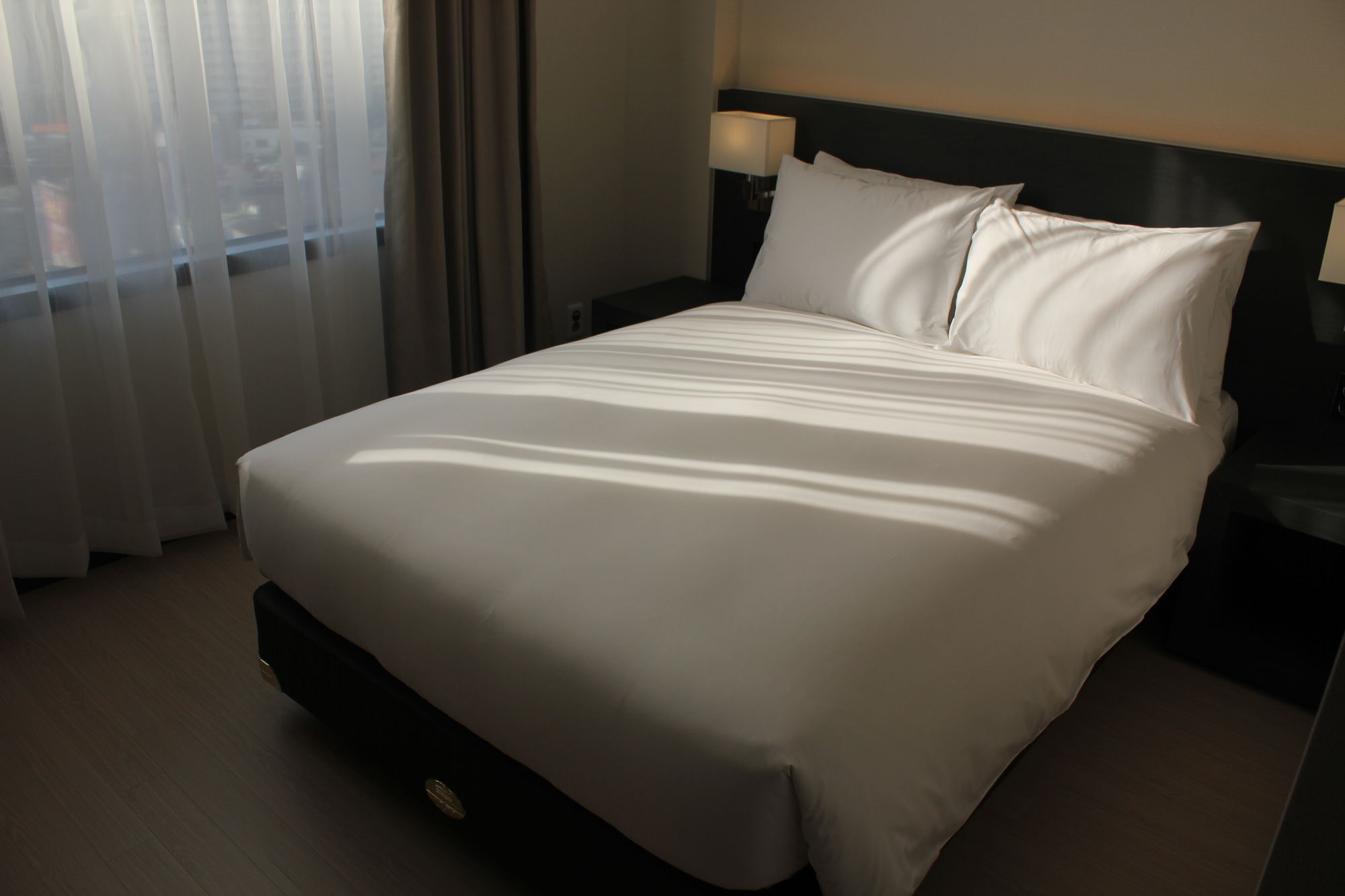 Geoje Artnouveau Suite Hotel מראה חיצוני תמונה